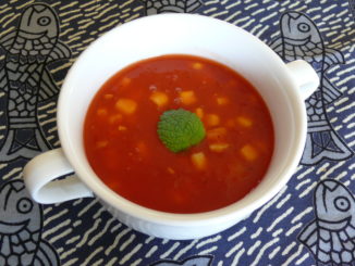 美肌・シミ・シワにおすすめの薬膳レシピ　『トマトとコーンの温冷スープ』